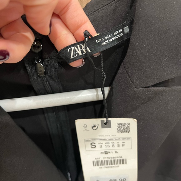 NEW ZARA Buttoned Blazer Jumpsuit Romper Long Sleeve Black W/ Gold Buttons Small - Picture 7 of 8